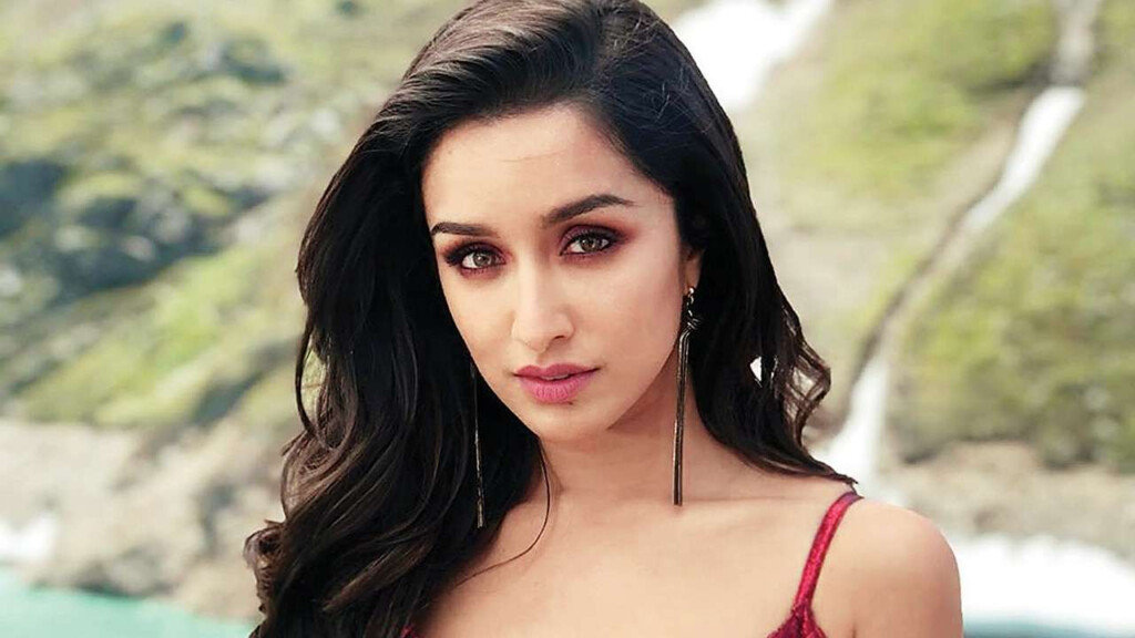 Shraddha Kapoor Biography Height Weight Breast Size Family Career 